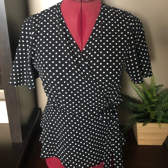 Polka dot wrap shirt. Great for office. Great price. - Picture 6 of 8